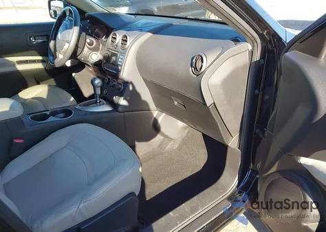 2015 Nissan Rogue Select S from USA, damaged, VIN JN8AS5MT9FW657941